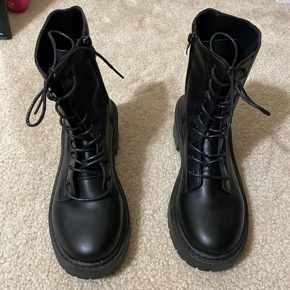 Shein Black Combat Boots - Picture 5 of 7